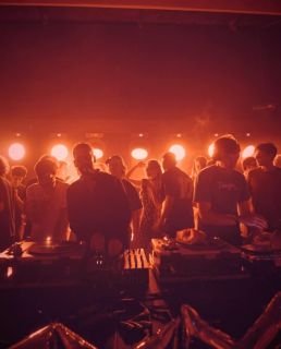 Three dancefloor weapons from @signo____
Available on all music platforms

La Situación
El Deseo
Me Vuelve Loco ft. @dobaismo 

Built for that moment when the room locks in 🔐